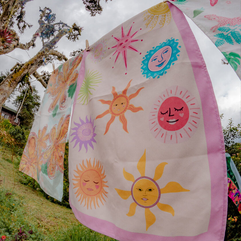 Toalla de Microfibra ECO Soles Coloridos